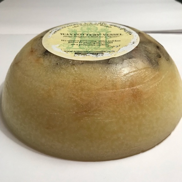 HABERSHAM CANDLE CO Wax Pottery Vessel/Bowl Candle - Picture 5 of 13